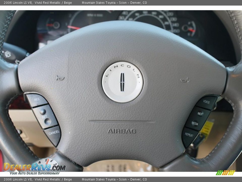 Controls of 2006 Lincoln LS V8 Photo #16