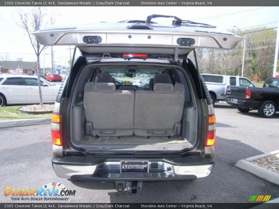 2003 Chevrolet Tahoe LS 4x4 Sandalwood Metallic / Gray/Dark Charcoal Photo #11