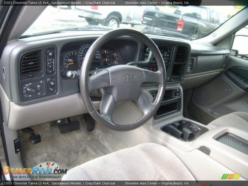 2003 Chevrolet Tahoe LS 4x4 Sandalwood Metallic / Gray/Dark Charcoal Photo #17