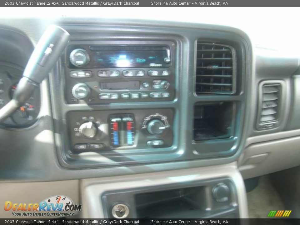 2003 Chevrolet Tahoe LS 4x4 Sandalwood Metallic / Gray/Dark Charcoal Photo #18