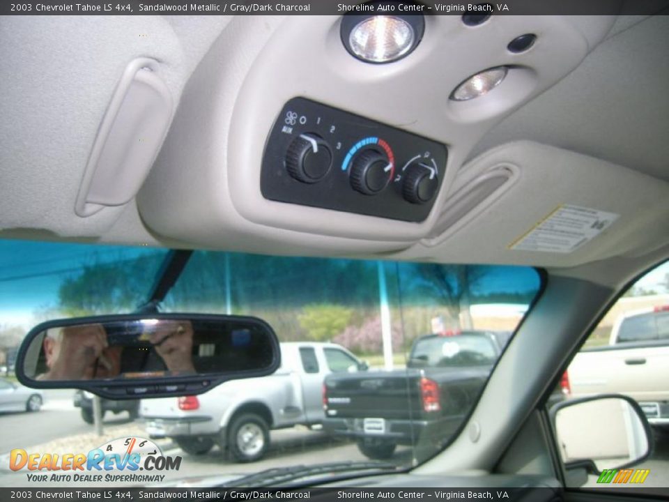 2003 Chevrolet Tahoe LS 4x4 Sandalwood Metallic / Gray/Dark Charcoal Photo #19