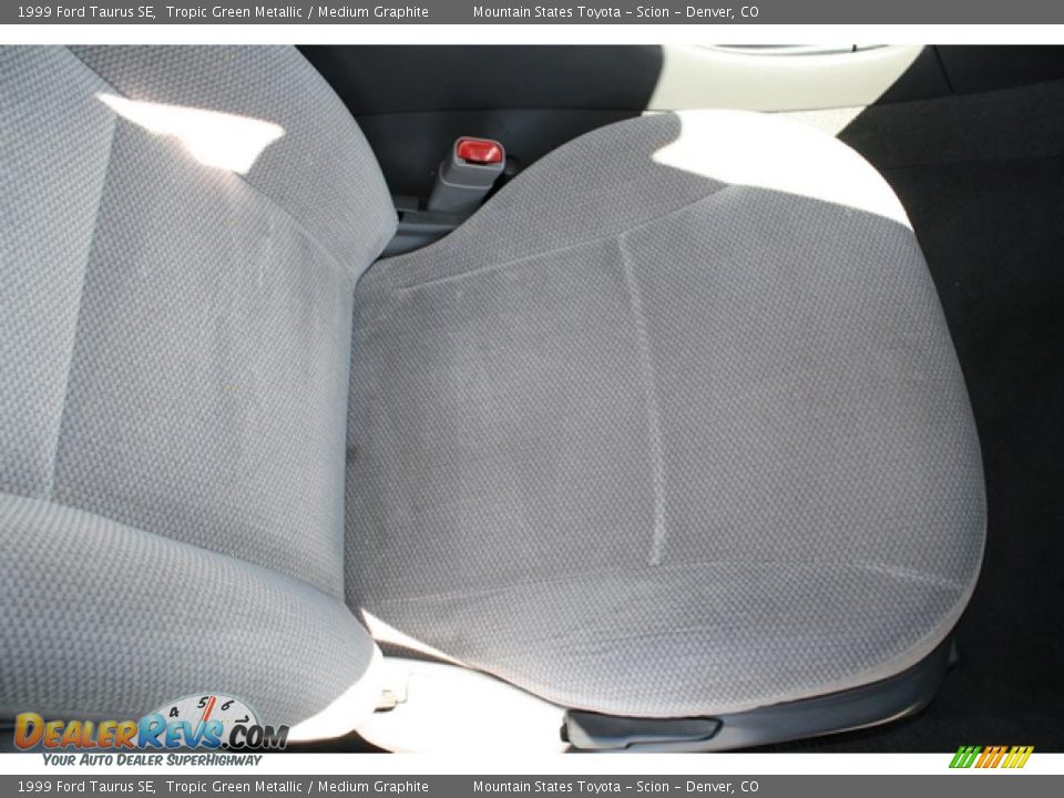 1999 Ford Taurus SE Tropic Green Metallic / Medium Graphite Photo #12
