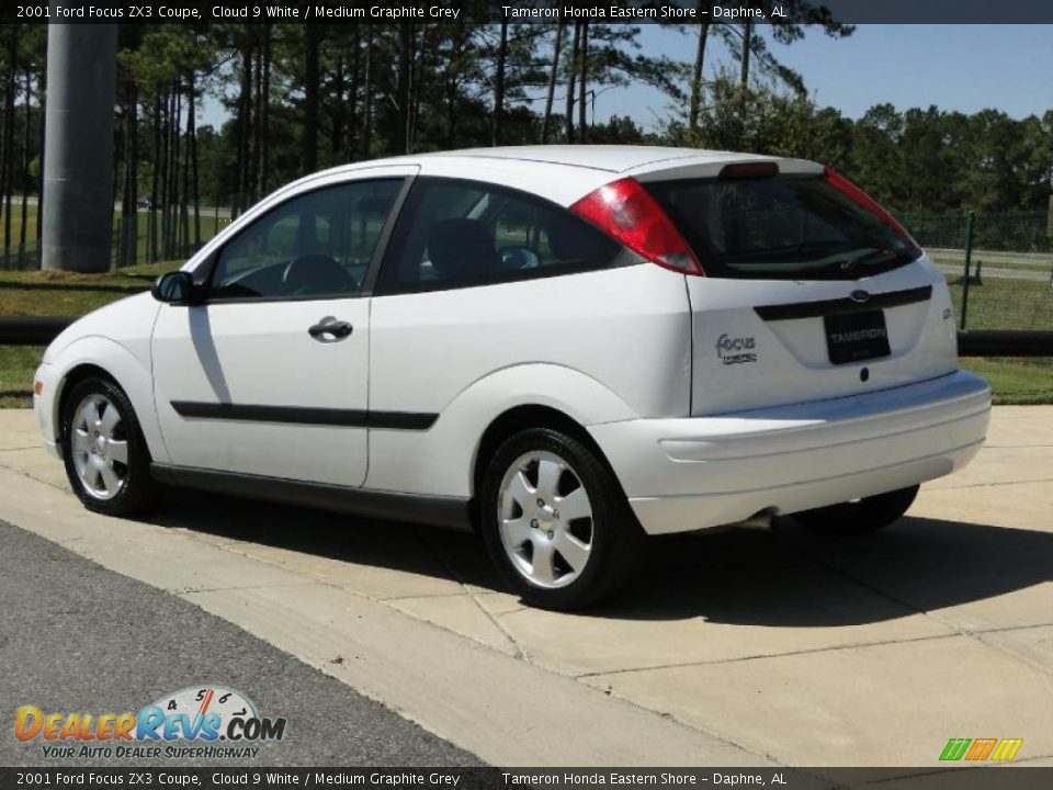 2001 Ford Focus ZX3 Coupe Cloud 9 White / Medium Graphite Grey Photo #6