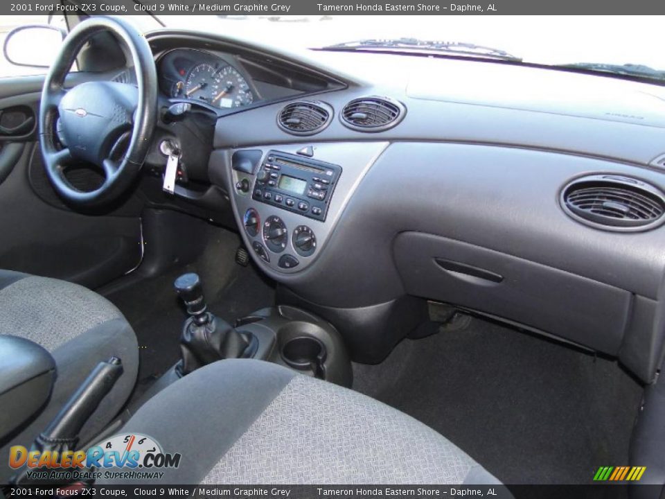 2001 Ford Focus ZX3 Coupe Cloud 9 White / Medium Graphite Grey Photo #22
