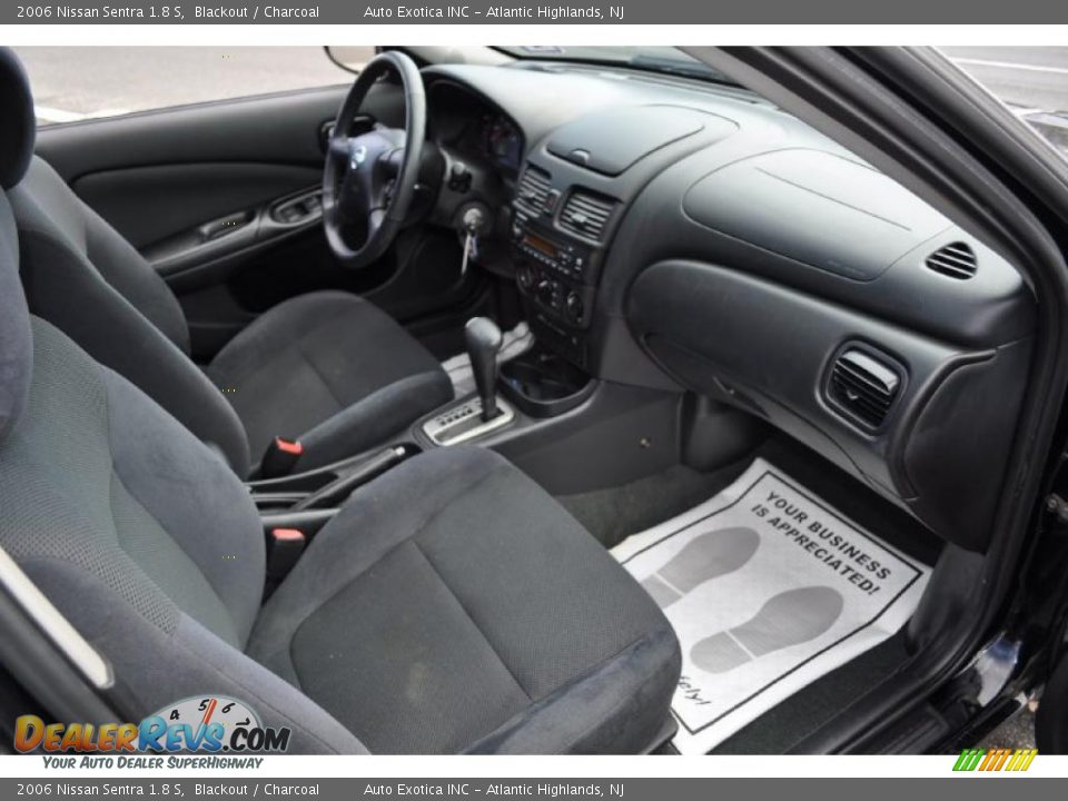 Charcoal Interior - 2006 Nissan Sentra 1.8 S Photo #7