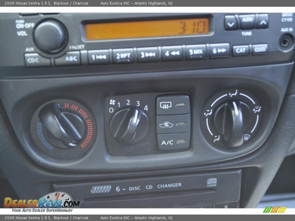 Controls of 2006 Nissan Sentra 1.8 S Photo #15