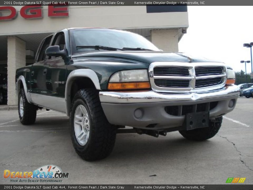 2001 Dodge Dakota SLT Quad Cab 4x4 Forest Green Pearl / Dark Slate Gray Photo #1