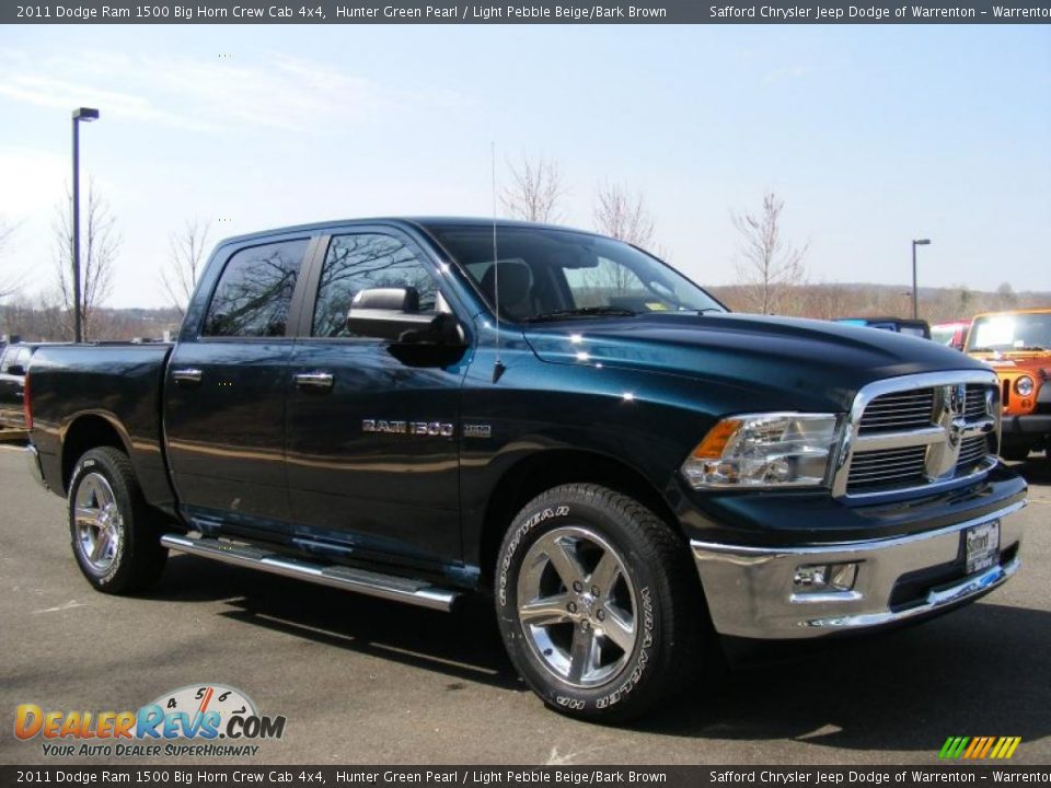 2011 Dodge Ram 1500 Big Horn Crew Cab 4x4 Hunter Green Pearl / Light Pebble Beige/Bark Brown Photo #2