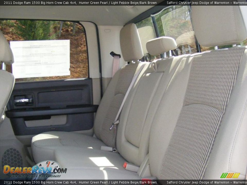 2011 Dodge Ram 1500 Big Horn Crew Cab 4x4 Hunter Green Pearl / Light Pebble Beige/Bark Brown Photo #7