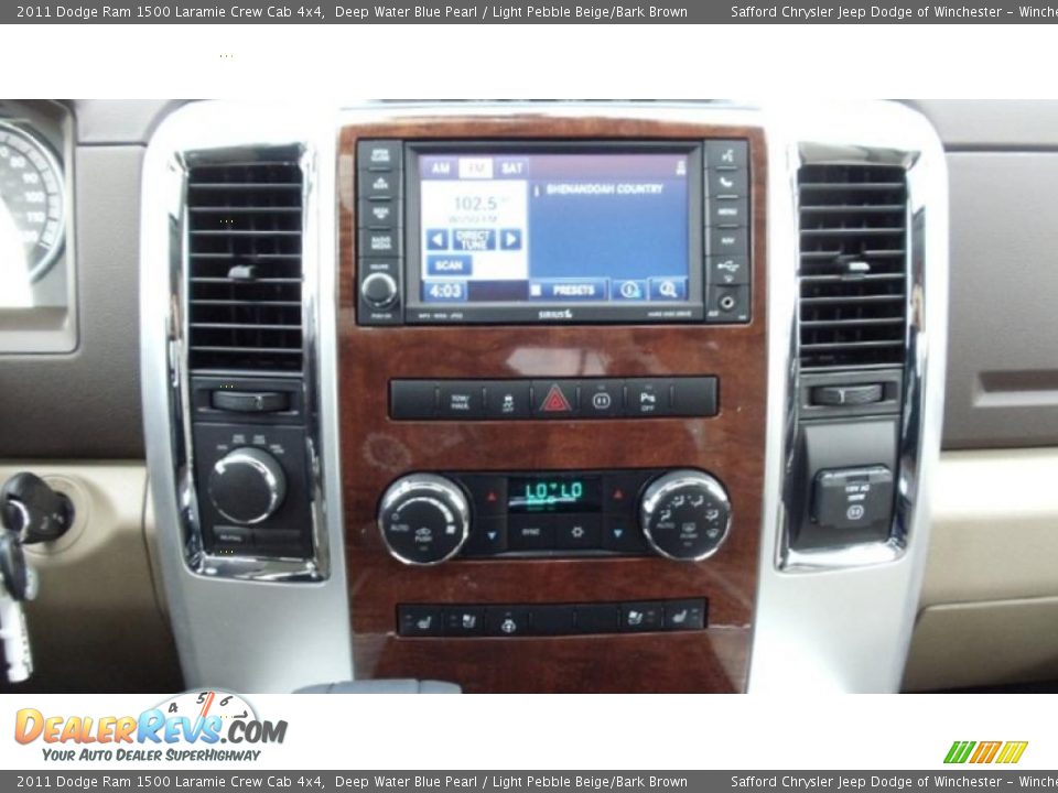 2011 Dodge Ram 1500 Laramie Crew Cab 4x4 Deep Water Blue Pearl / Light Pebble Beige/Bark Brown Photo #10