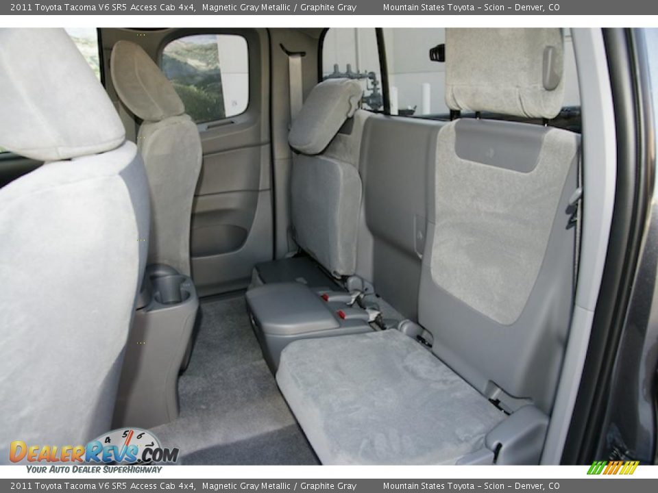 2011 Toyota Tacoma V6 SR5 Access Cab 4x4 Magnetic Gray Metallic / Graphite Gray Photo #6