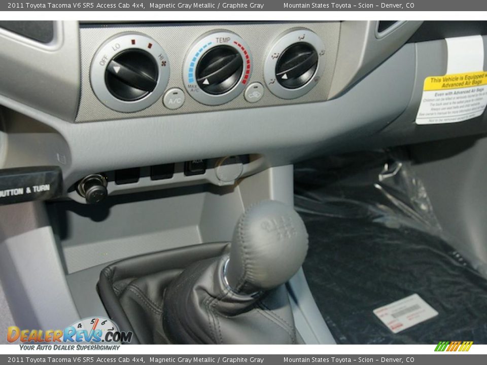 2011 Toyota Tacoma V6 SR5 Access Cab 4x4 Magnetic Gray Metallic / Graphite Gray Photo #10