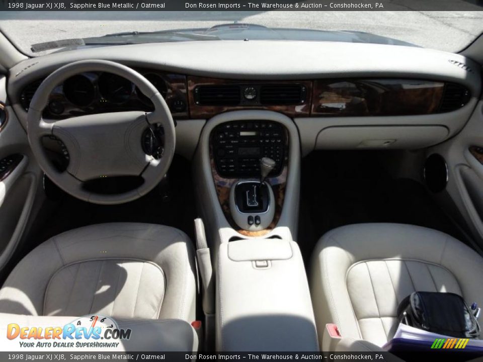 Dashboard of 1998 Jaguar XJ XJ8 Photo #28