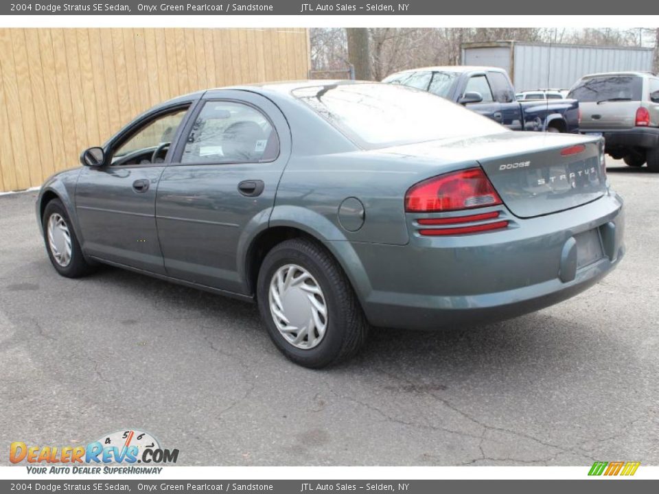 Onyx Green Pearlcoat 2004 Dodge Stratus SE Sedan Photo #4