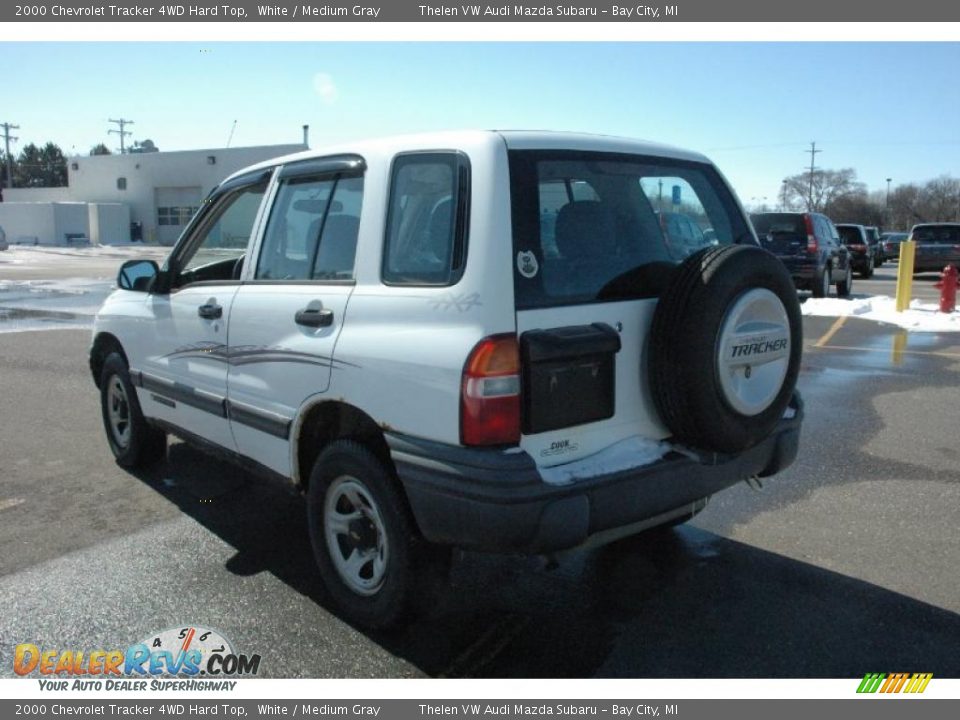 2000 Chevrolet Tracker 4WD Hard Top White / Medium Gray Photo #4