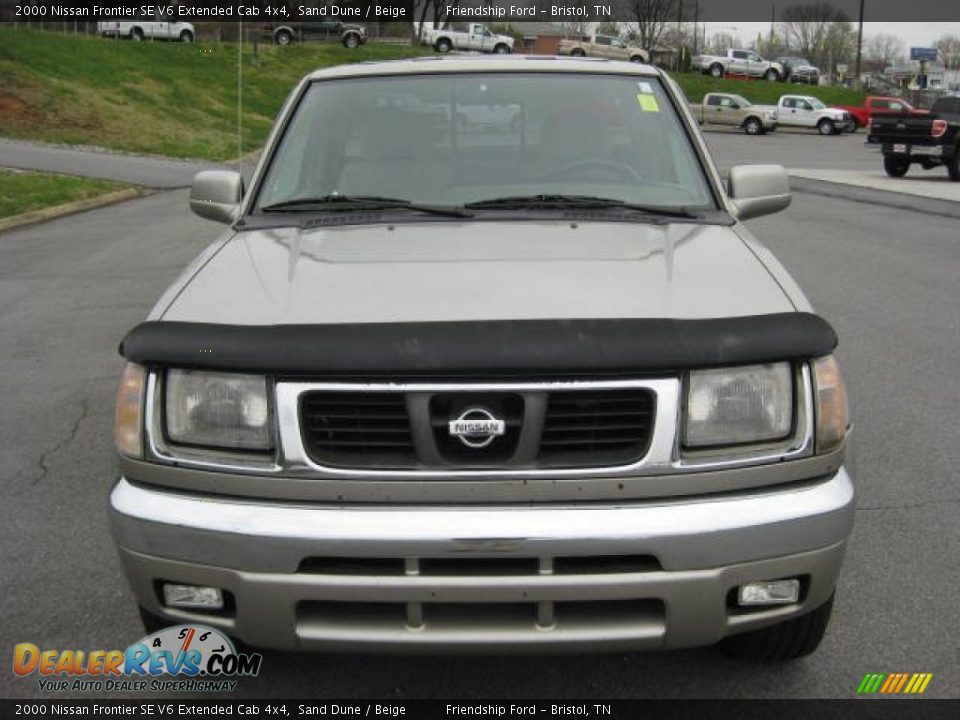 2000 Nissan Frontier SE V6 Extended Cab 4x4 Sand Dune / Beige Photo #3