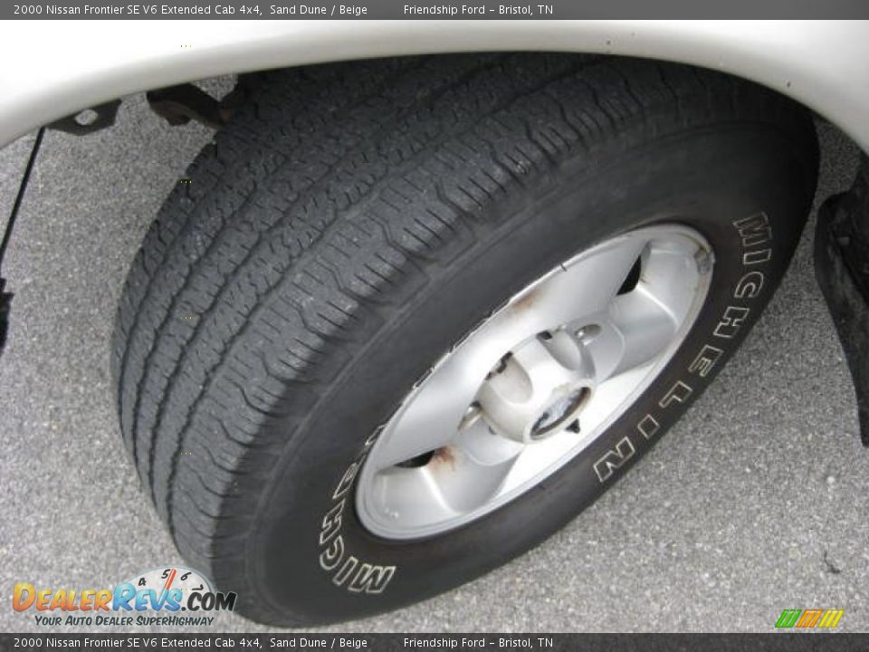 2000 Nissan Frontier SE V6 Extended Cab 4x4 Sand Dune / Beige Photo #9