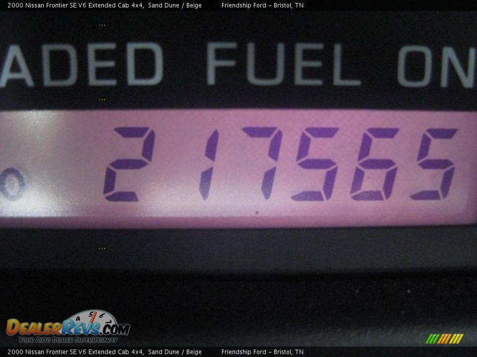 2000 Nissan Frontier SE V6 Extended Cab 4x4 Sand Dune / Beige Photo #31