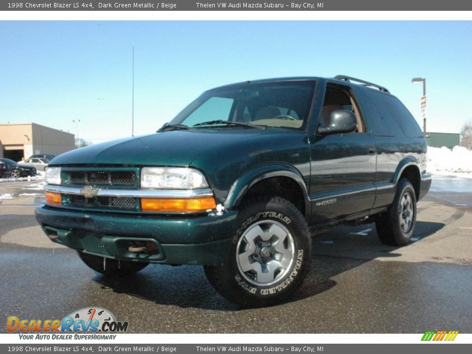 1998 Chevrolet Blazer LS 4x4 Dark Green Metallic / Beige Photo #3