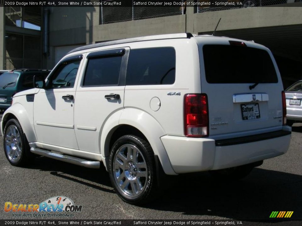 2009 Dodge Nitro R/T 4x4 Stone White / Dark Slate Gray/Red Photo #7