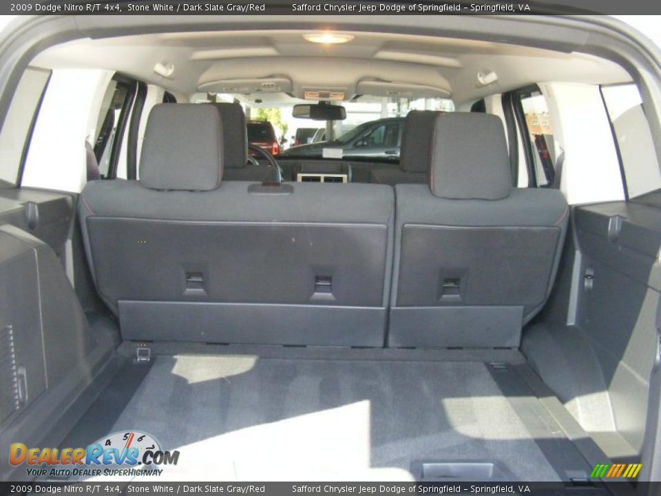 2009 Dodge Nitro R/T 4x4 Trunk Photo #26