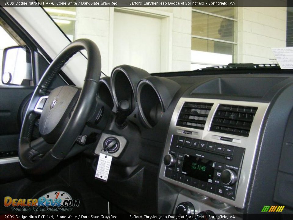 2009 Dodge Nitro R/T 4x4 Stone White / Dark Slate Gray/Red Photo #28