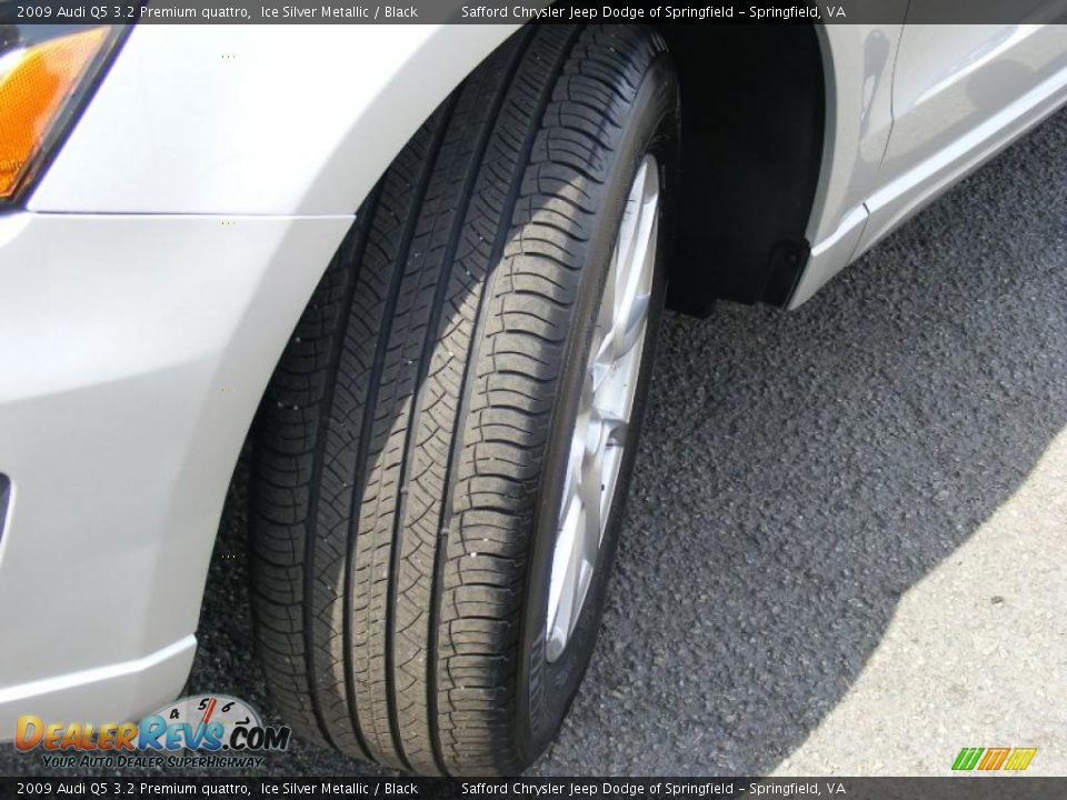 2009 Audi Q5 3.2 Premium quattro Ice Silver Metallic / Black Photo #10