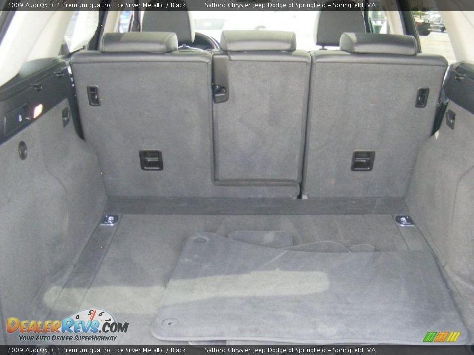 2009 Audi Q5 3.2 Premium quattro Trunk Photo #25