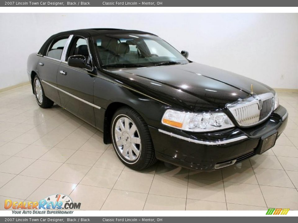 2007 Lincoln Town Car Designer Black / Black Photo #1
