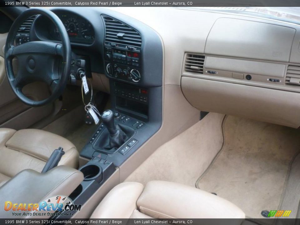 Dashboard of 1995 BMW 3 Series 325i Convertible Photo #13