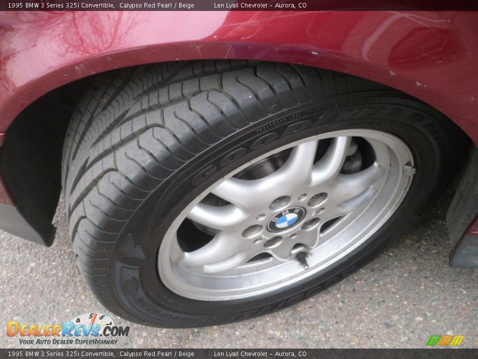 1995 BMW 3 Series 325i Convertible Wheel Photo #14