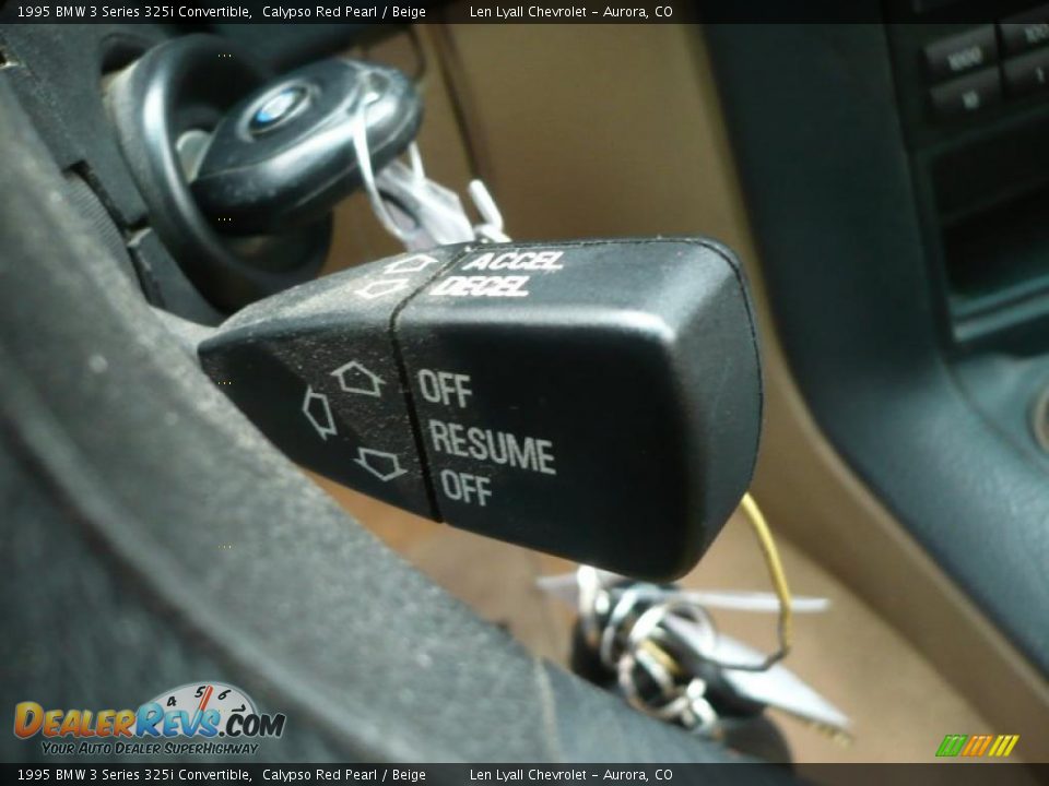 Controls of 1995 BMW 3 Series 325i Convertible Photo #16