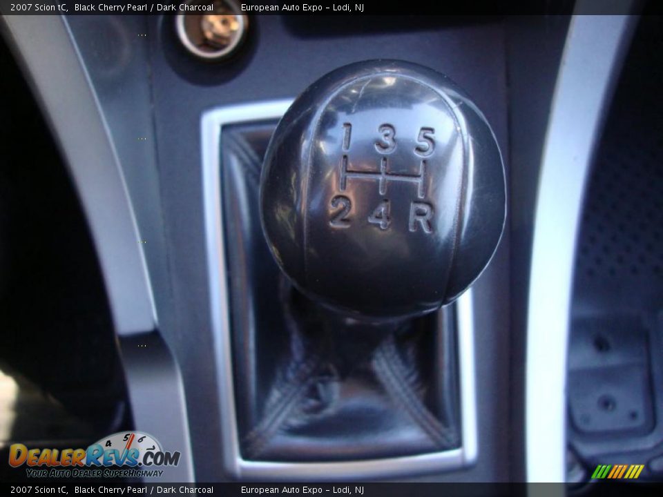 2007 Scion tC  Shifter Photo #17