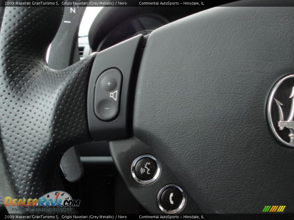 Controls of 2009 Maserati GranTurismo S Photo #23