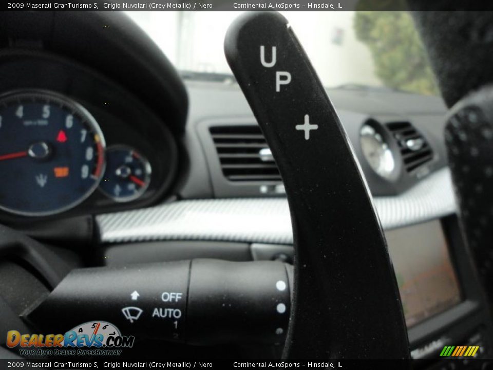 2009 Maserati GranTurismo S Shifter Photo #25