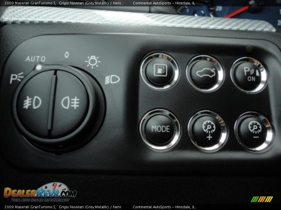 Controls of 2009 Maserati GranTurismo S Photo #26