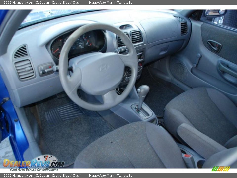 Gray Interior - 2002 Hyundai Accent GL Sedan Photo #9