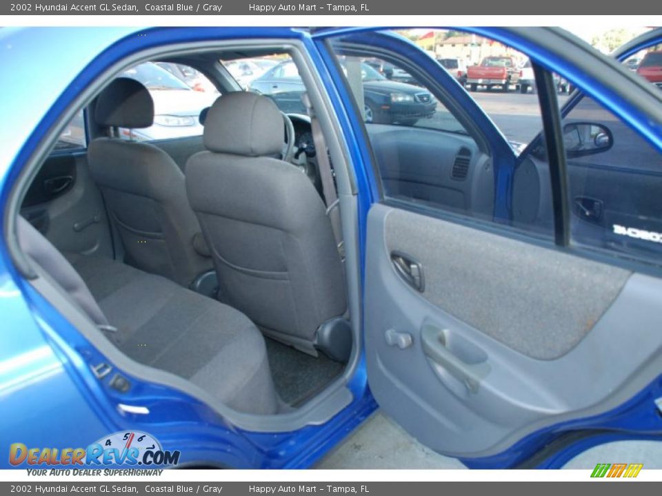 2002 Hyundai Accent GL Sedan Coastal Blue / Gray Photo #17