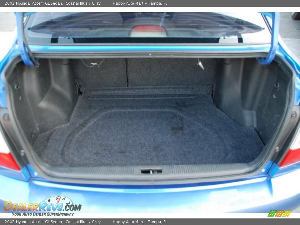 2002 Hyundai Accent GL Sedan Trunk Photo #19