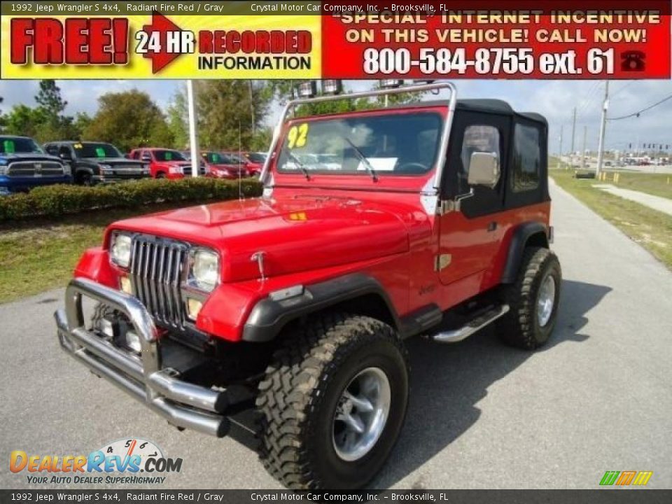 1992 Jeep Wrangler S 4x4 Radiant Fire Red / Gray Photo #1