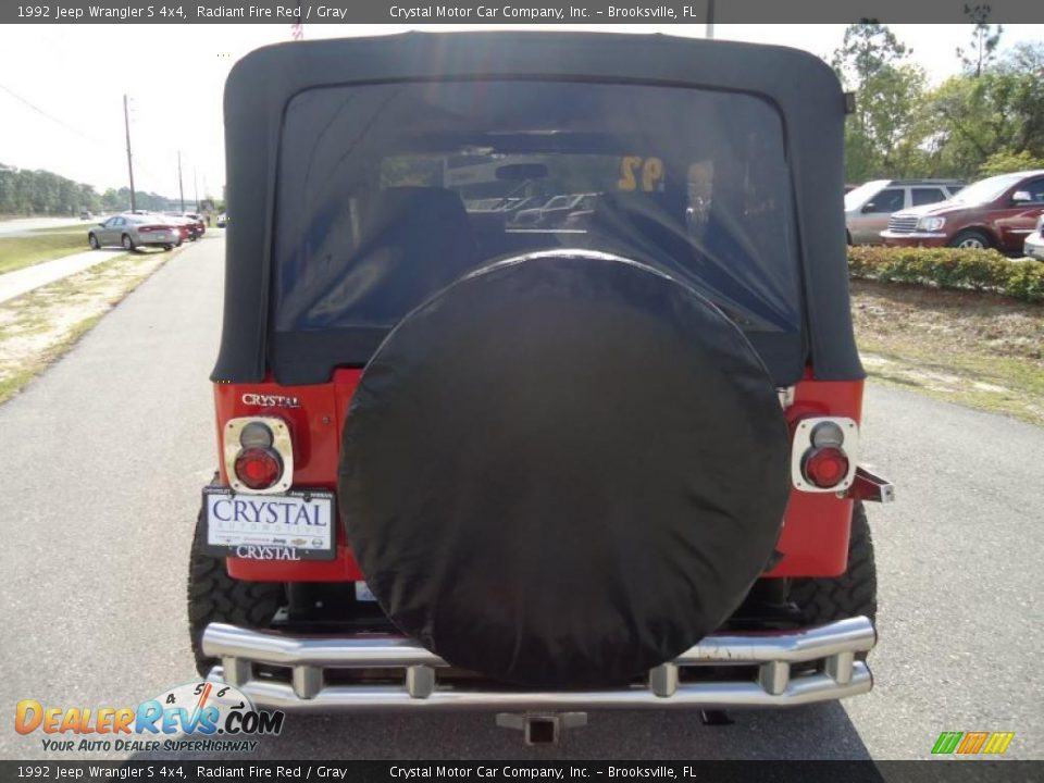 1992 Jeep Wrangler S 4x4 Radiant Fire Red / Gray Photo #7