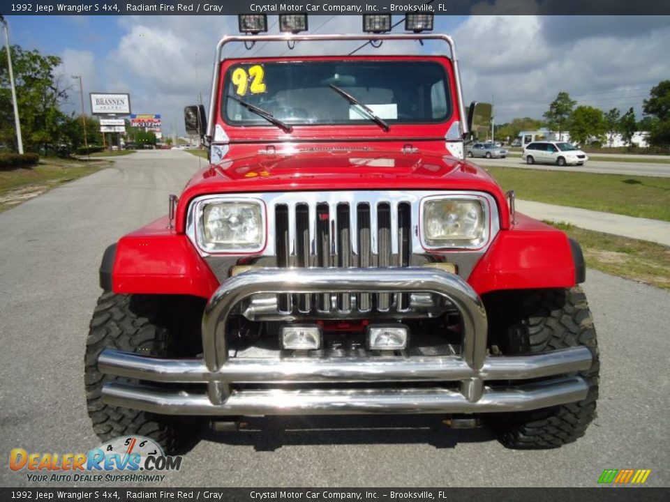 1992 Jeep Wrangler S 4x4 Radiant Fire Red / Gray Photo #15