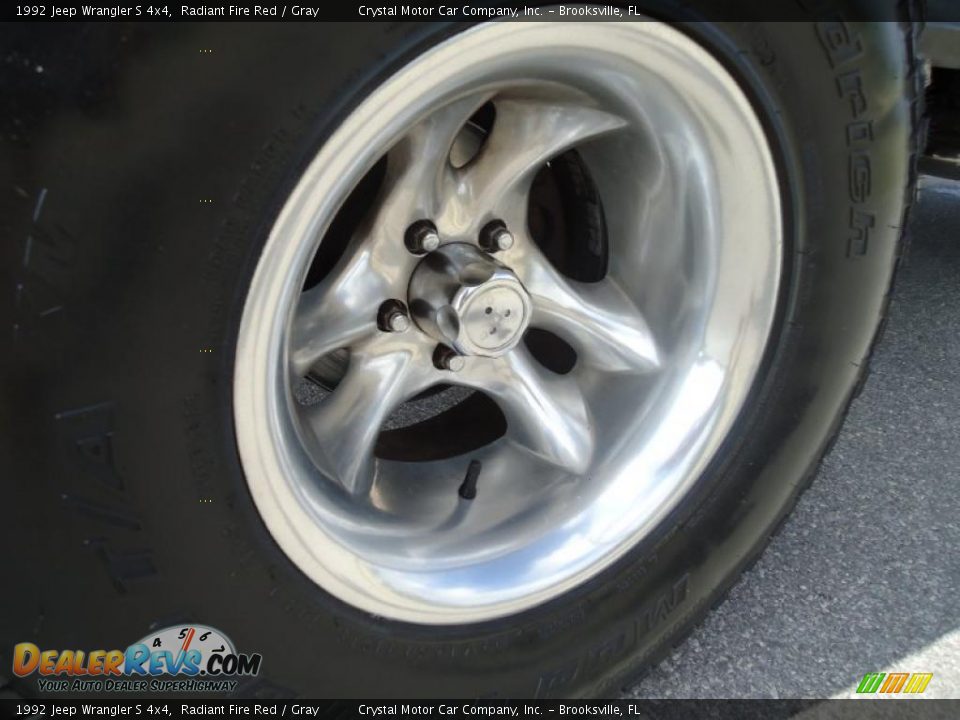 Custom Wheels of 1992 Jeep Wrangler S 4x4 Photo #17