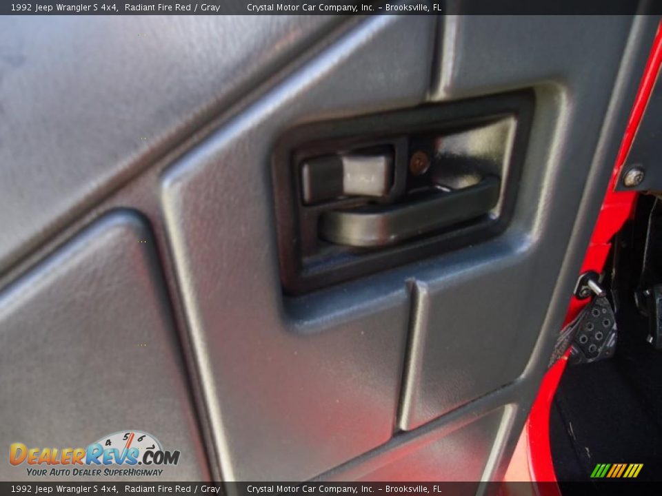 1992 Jeep Wrangler S 4x4 Radiant Fire Red / Gray Photo #22