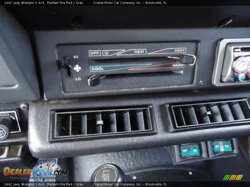 1992 Jeep Wrangler S 4x4 Radiant Fire Red / Gray Photo #27