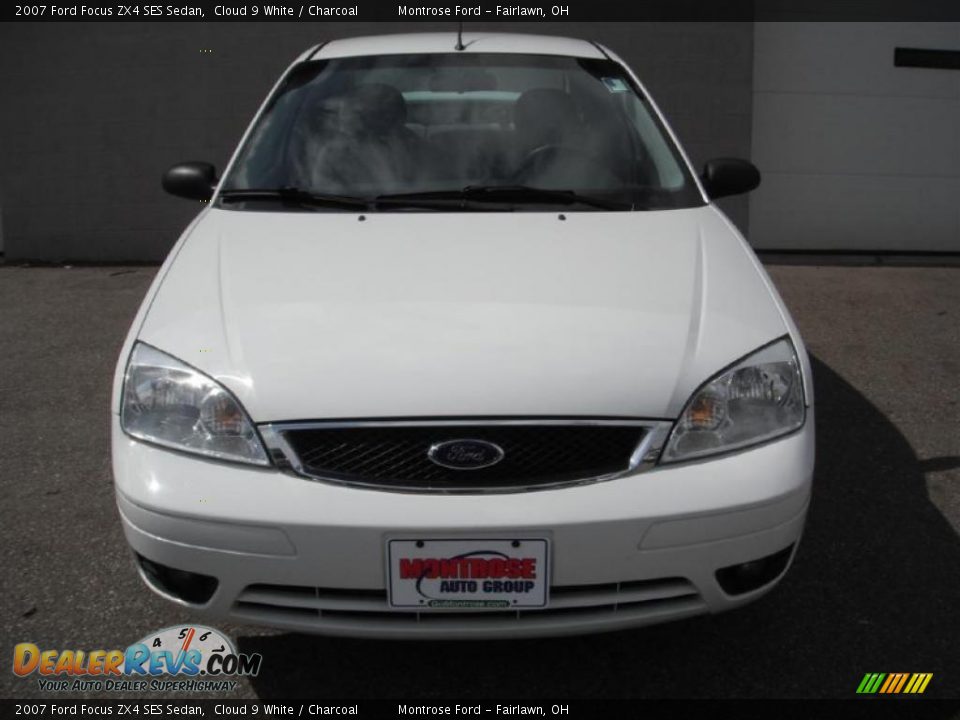 2007 Ford Focus ZX4 SES Sedan Cloud 9 White / Charcoal Photo #7