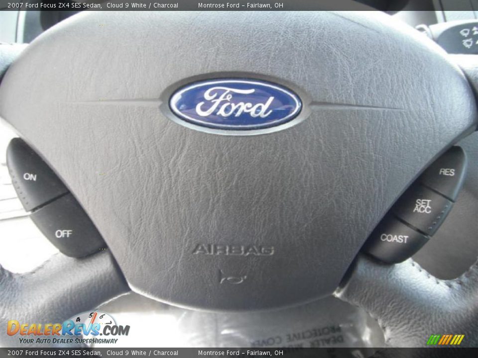 2007 Ford Focus ZX4 SES Sedan Cloud 9 White / Charcoal Photo #12