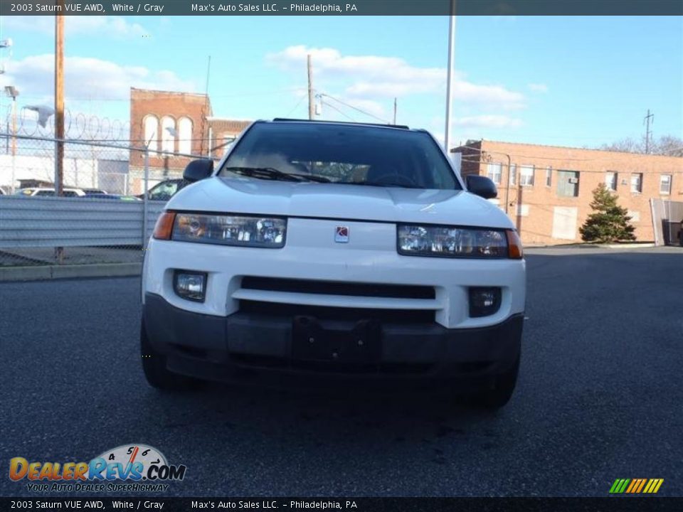 2003 Saturn VUE AWD White / Gray Photo #13