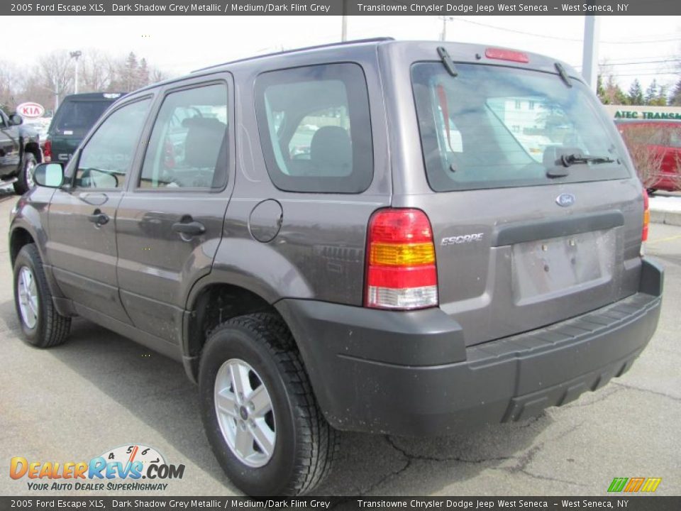 2005 Ford Escape XLS Dark Shadow Grey Metallic / Medium/Dark Flint Grey Photo #2