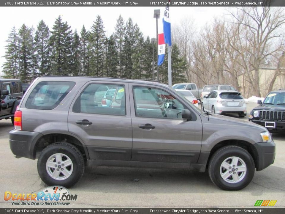 2005 Ford Escape XLS Dark Shadow Grey Metallic / Medium/Dark Flint Grey Photo #4